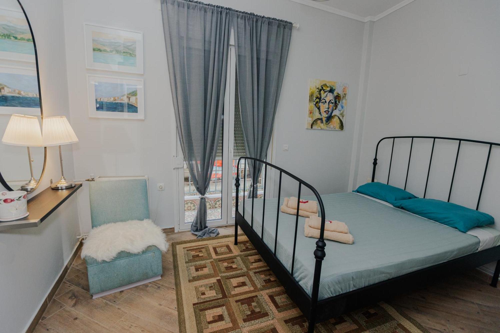 Debbies Διαμέρισμα Δίπλα Στο Νερό #2 ! Chalkida Exterior foto